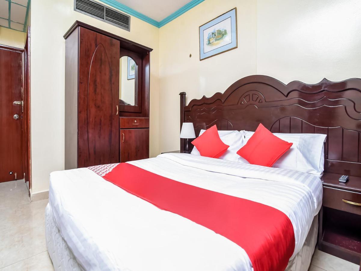 Oyo 170 Roy Sand Hotel Дубай Экстерьер фото